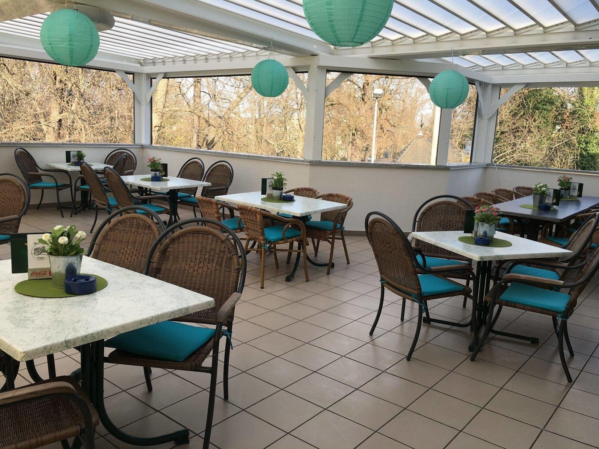 Hotel & Restaurant Park Cafe Isa Erfurt Eksteriør billede